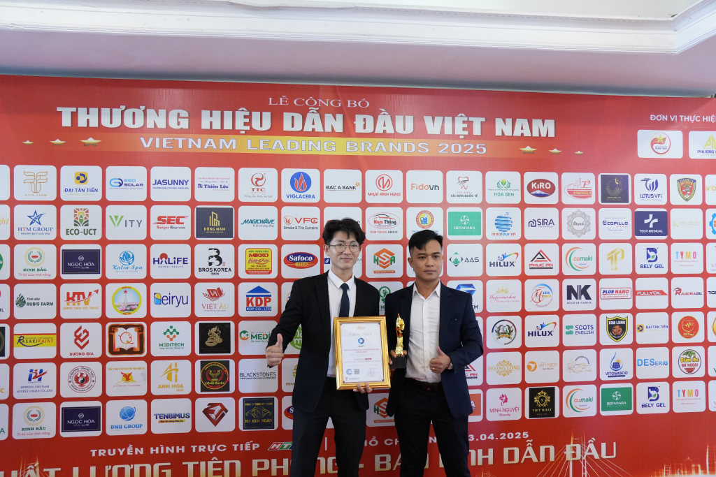 CÔNG TY CỔ PHẦN GIAO DỊCH HÀNG HÓA ĐÔNG NAM Á (SACT) ĐƯỢC VINH DANH TRONG TOP 10 CÔNG TY TÀI CHÍNH UY TÍN 1 dsc00663