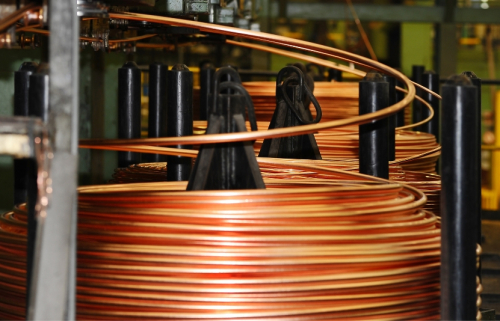 Giá dầu thô bùng nổ 5%, đồng tăng sốc - MXV-Index phá đỉnh 2.300 điểm 4 đồng